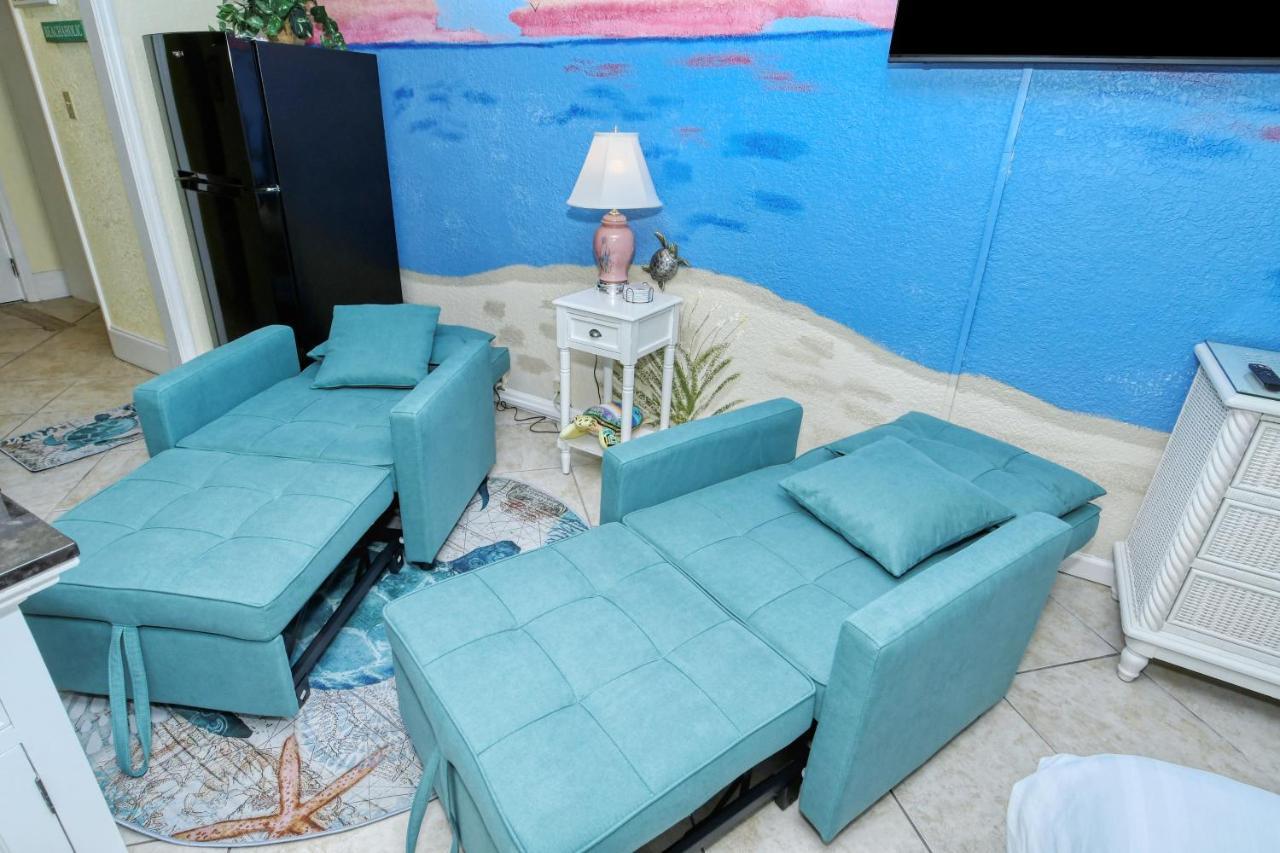 Waterfront Room, Heated Pool, Tiki Bar & Grill South Bradenton Buitenkant foto